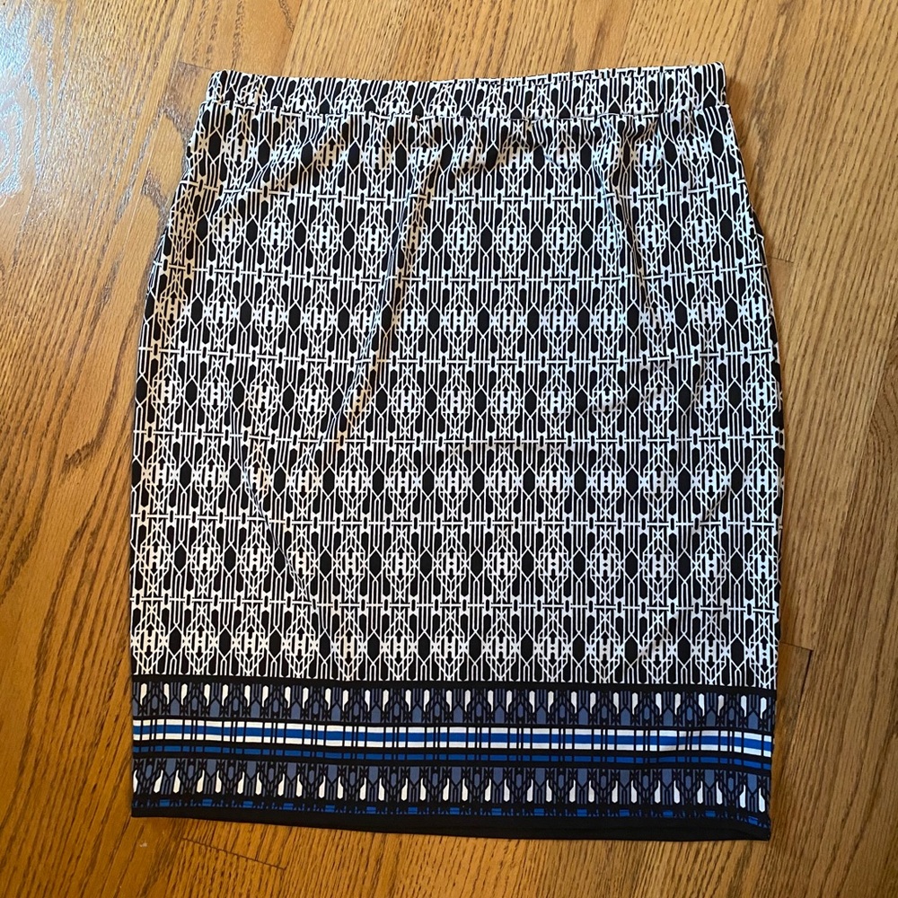 Max Studio
Geometric Print Tube Skirt